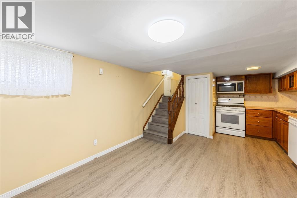 748 Alexander Street Property Photo 19