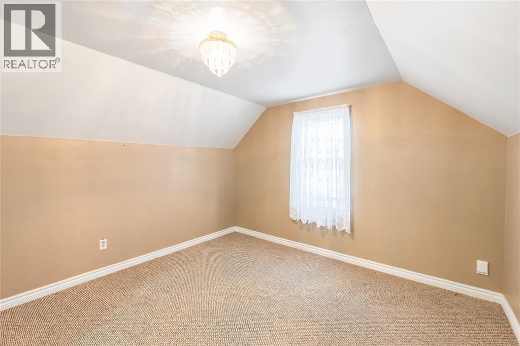 748 Alexander Street Property Photo 22