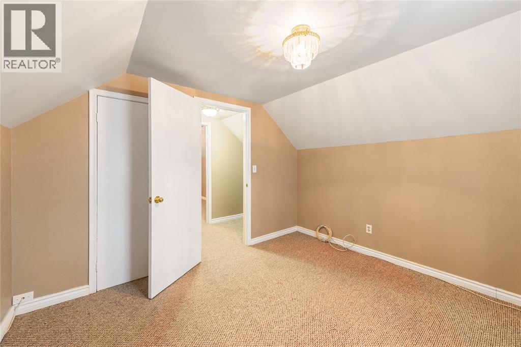 748 Alexander Street Property Photo 23
