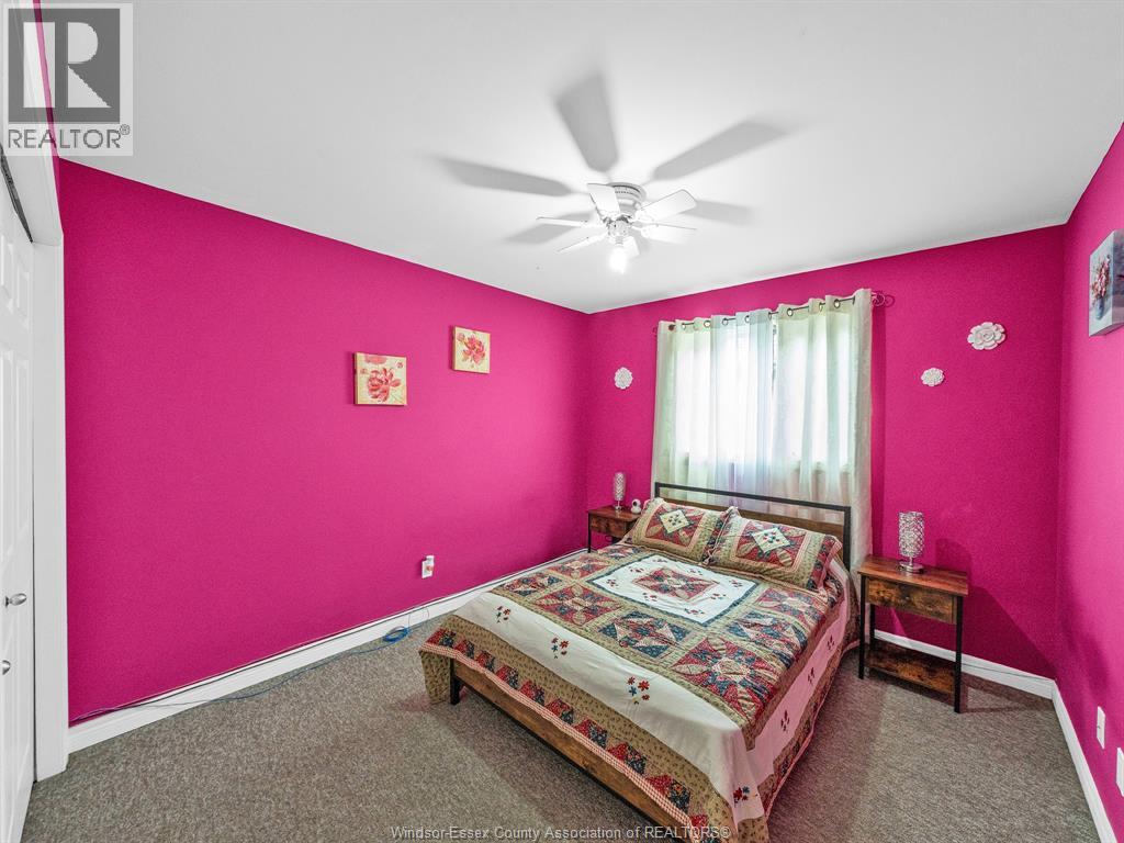 1098 Stoneybrook Crescent Property Photo 27