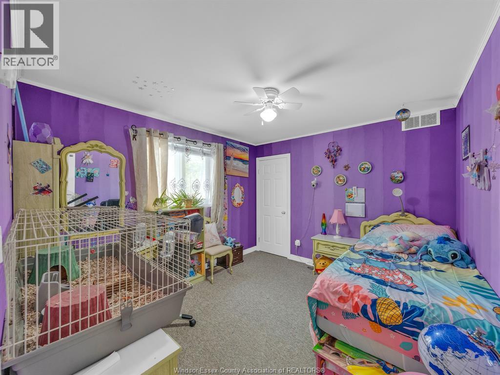 1098 Stoneybrook Crescent Property Photo 30