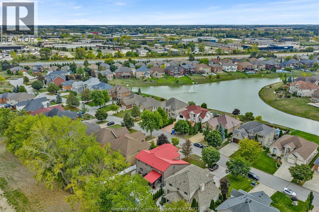 1098 Stoneybrook Crescent Property Photo 49