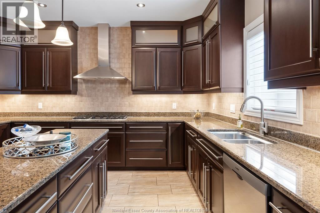 2105 Washington Boulevard Property Photo 16