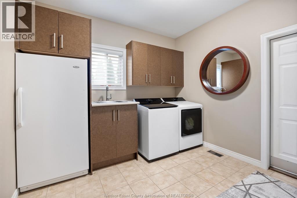 2105 Washington Boulevard Property Photo 20