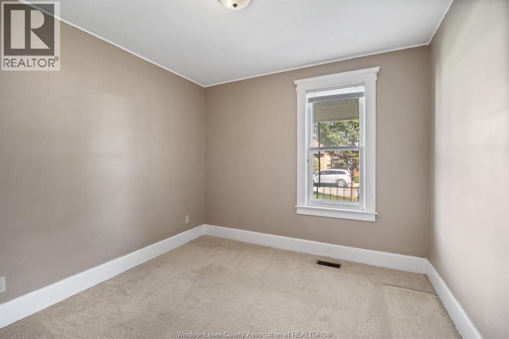455 Curry Property Photo 11