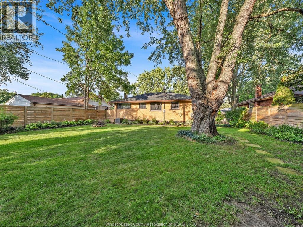 4255 Longfellow Property Photo 19