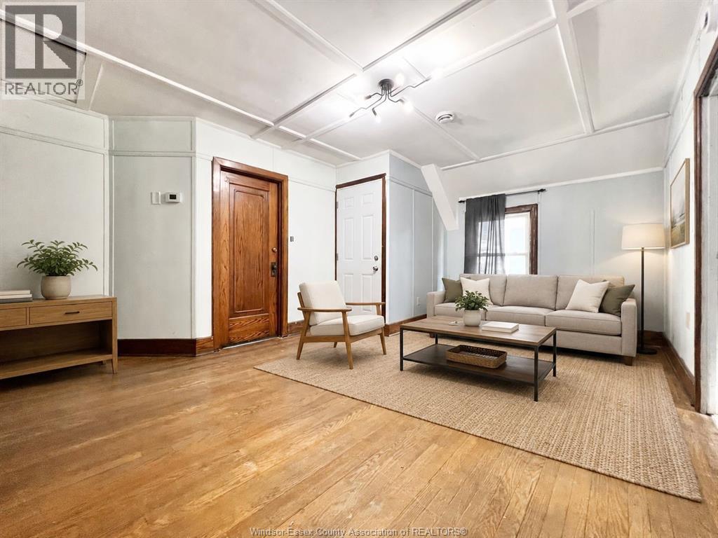 427 Cameron Property Photo 10