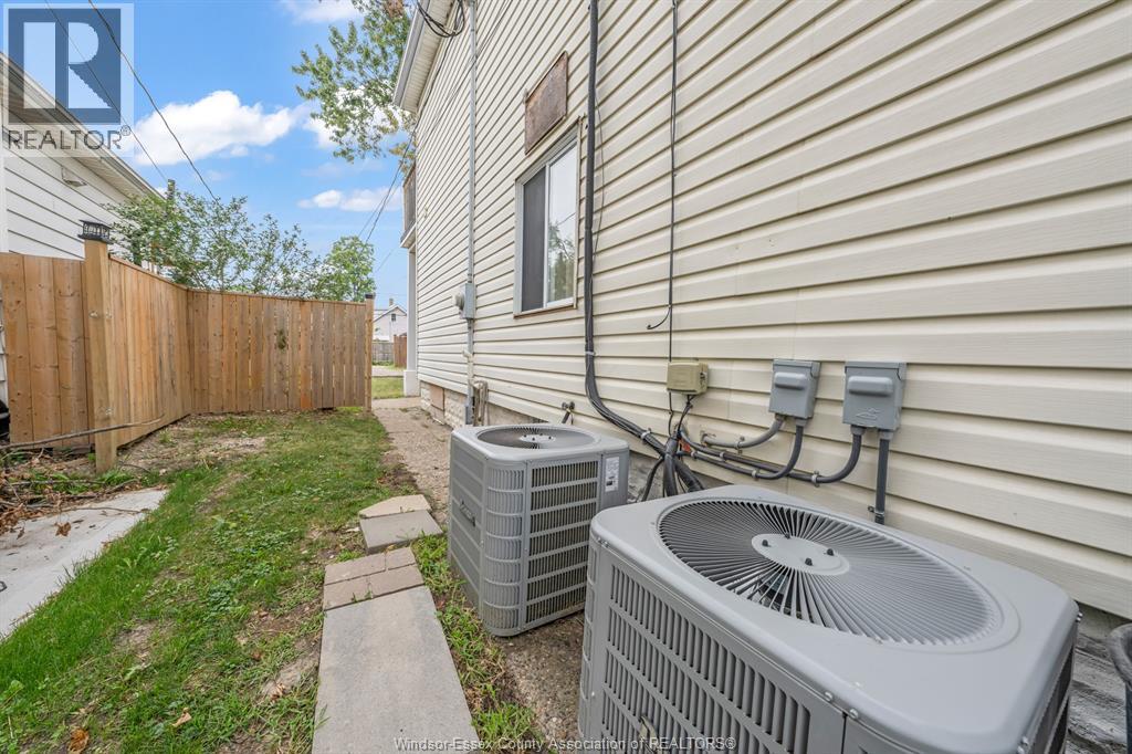 427 Cameron Property Photo 41
