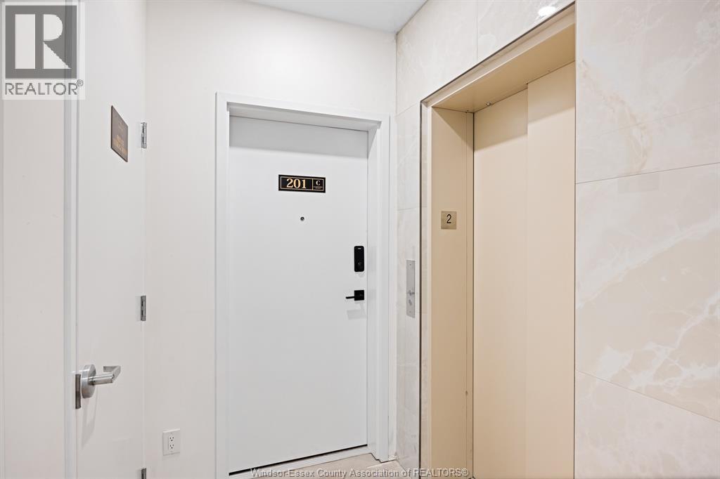 215-c Lesperance Road Unit# 302 Property Photo 3