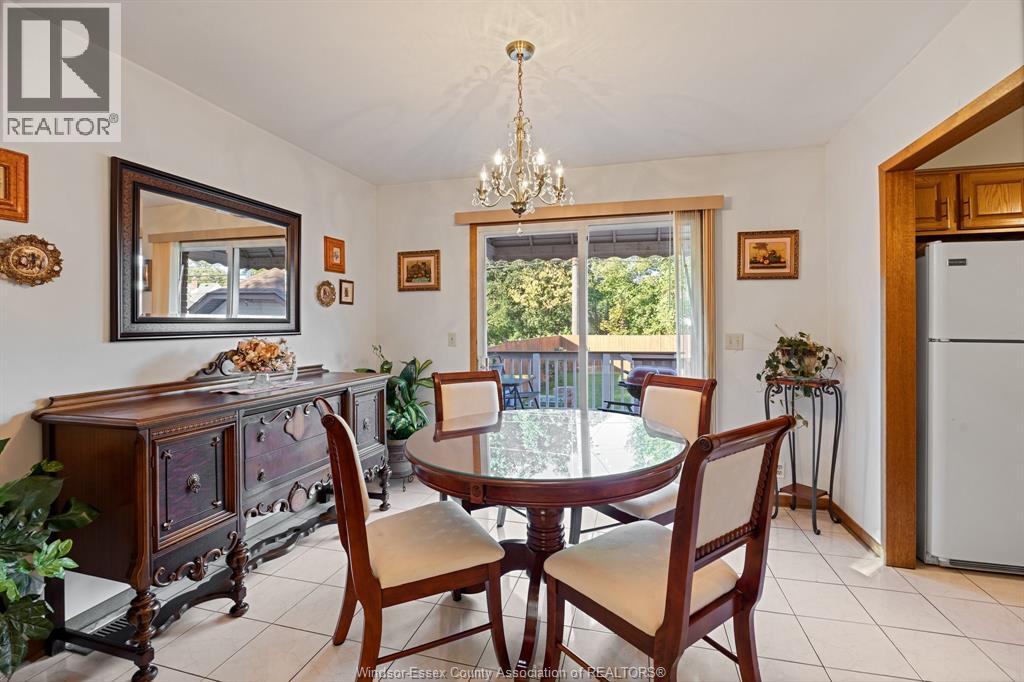 1863 Pillette Property Photo 10