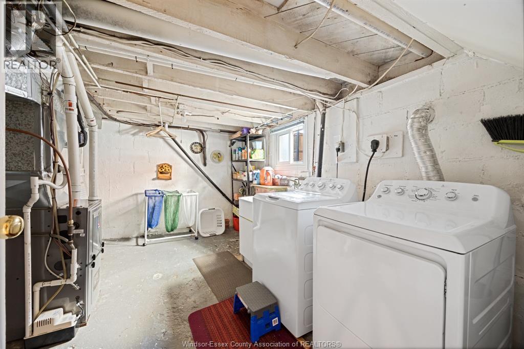 1863 Pillette Property Photo 24