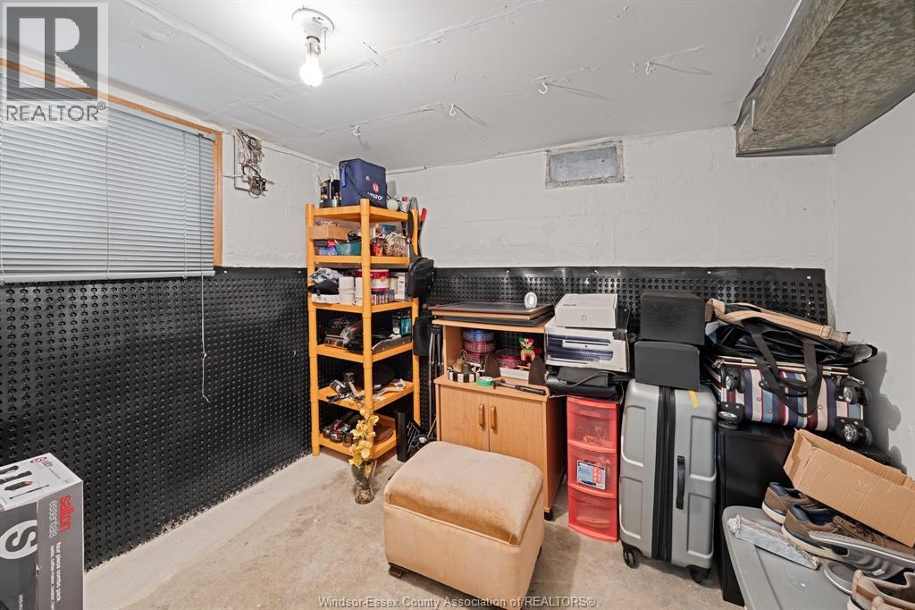 1863 Pillette Property Photo 25