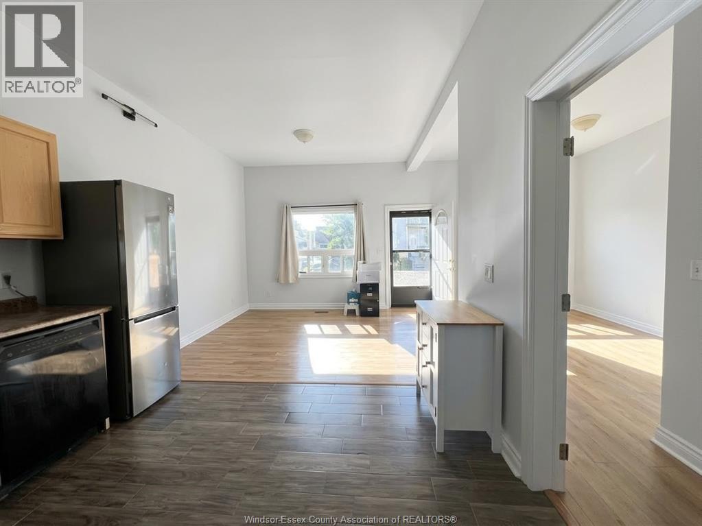 304 Parent Avenue Unit# 2 Property Photo 6