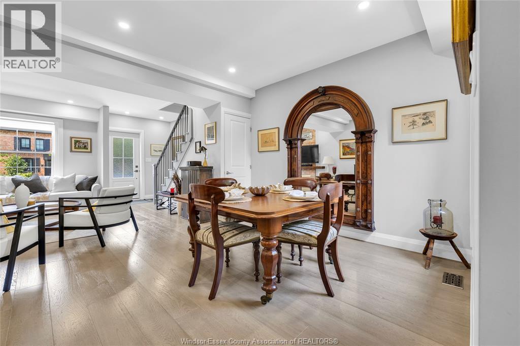 864 Monmouth Road Property Photo 11