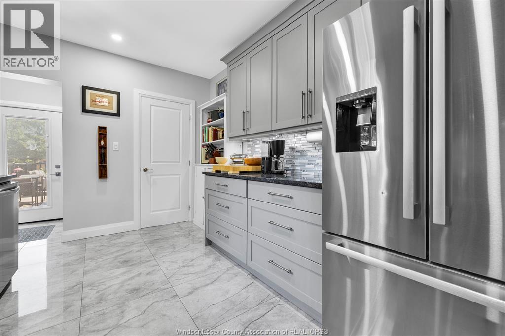 864 Monmouth Road Property Photo 16