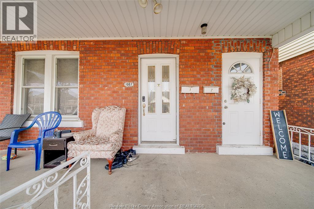 1087 Marentette Property Photo 2