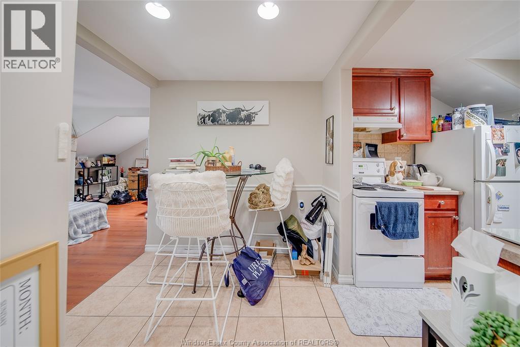 1087 Marentette Property Photo 15