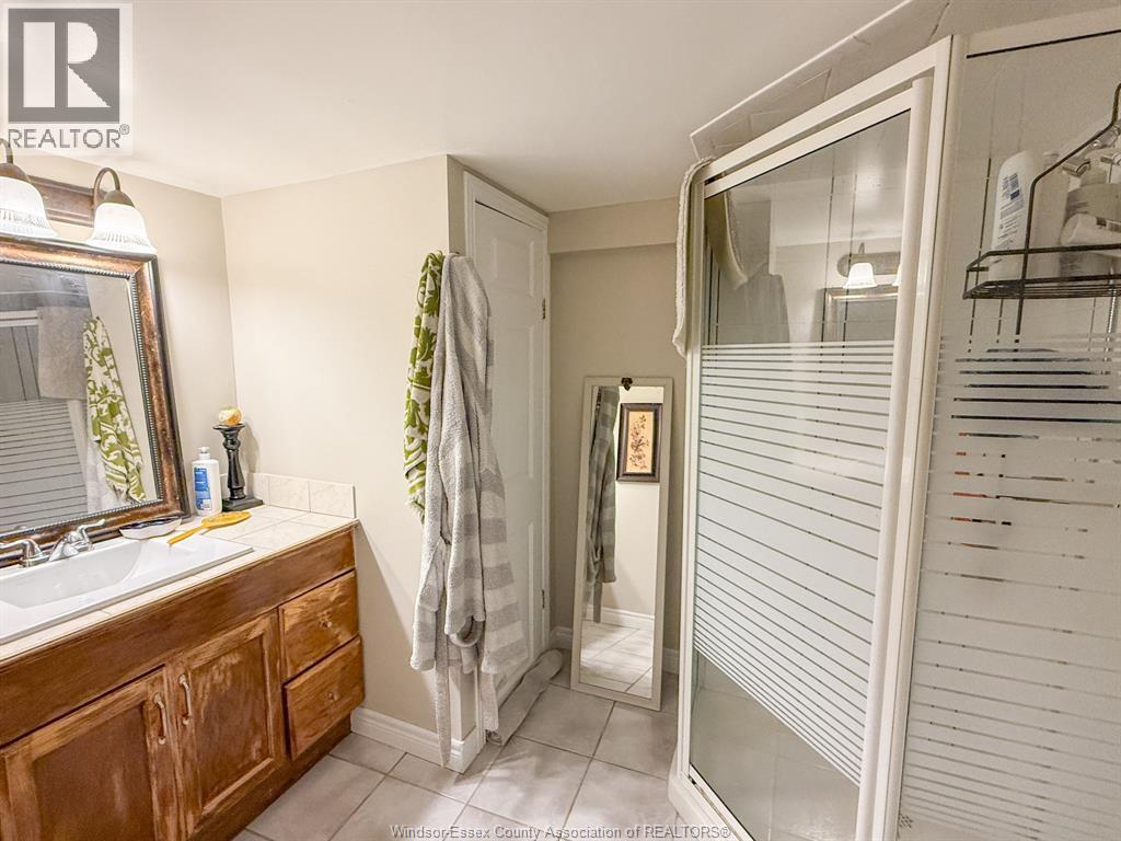 1087 Marentette Property Photo 39