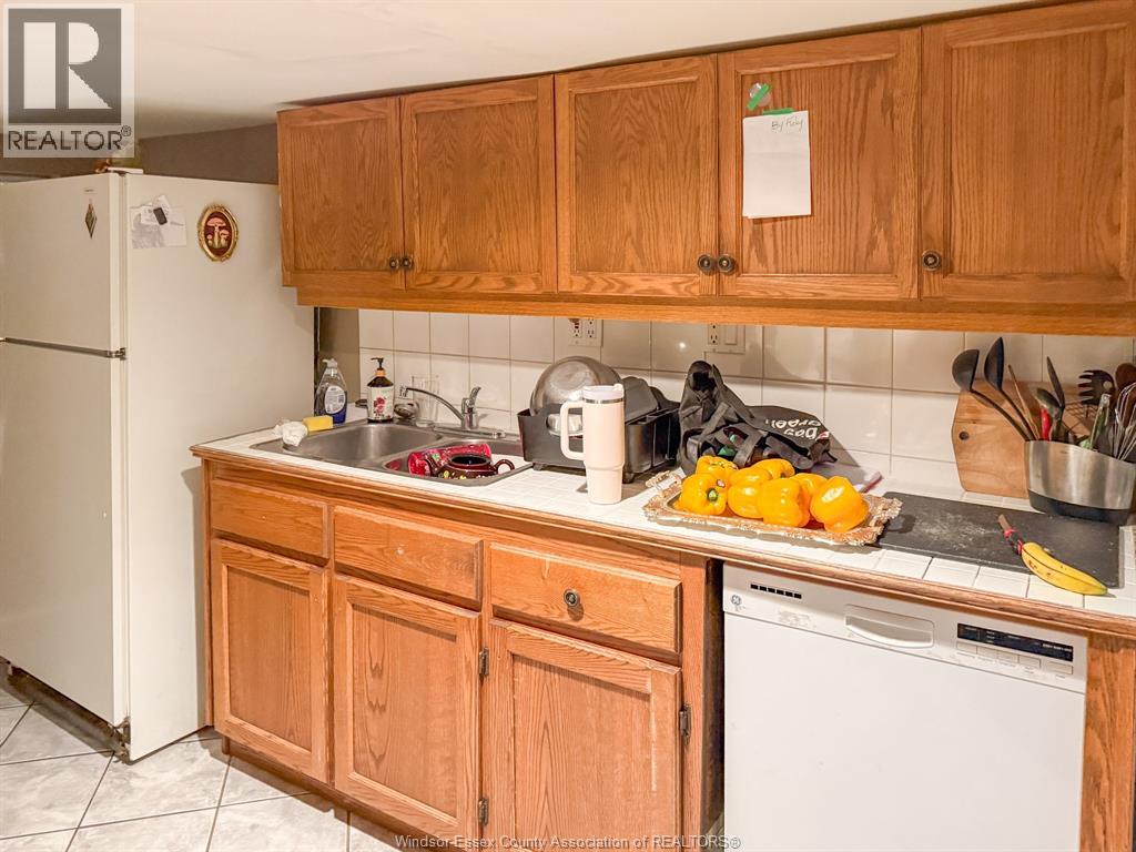 1087 Marentette Property Photo 42