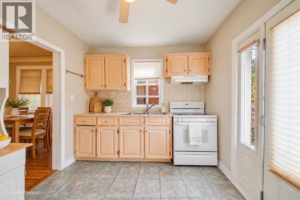1087 Marentette Property Photo 46