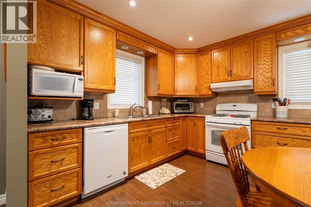 760 West Street Property Photo 9