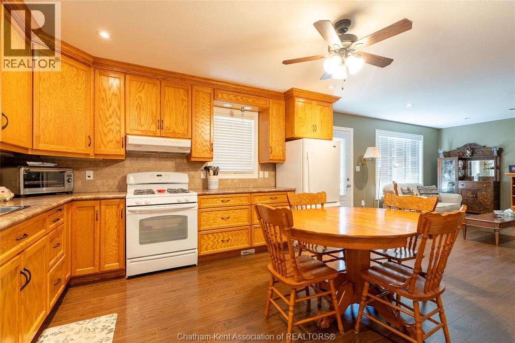 760 West Street Property Photo 10