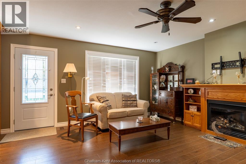 760 West Street Property Photo 15