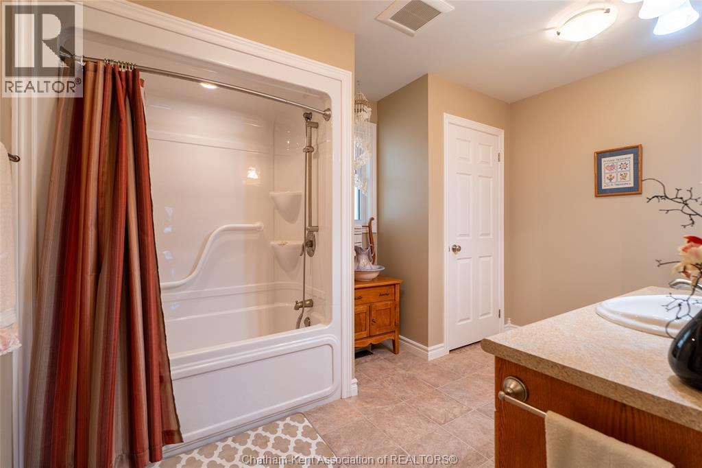 760 West Street Property Photo 19