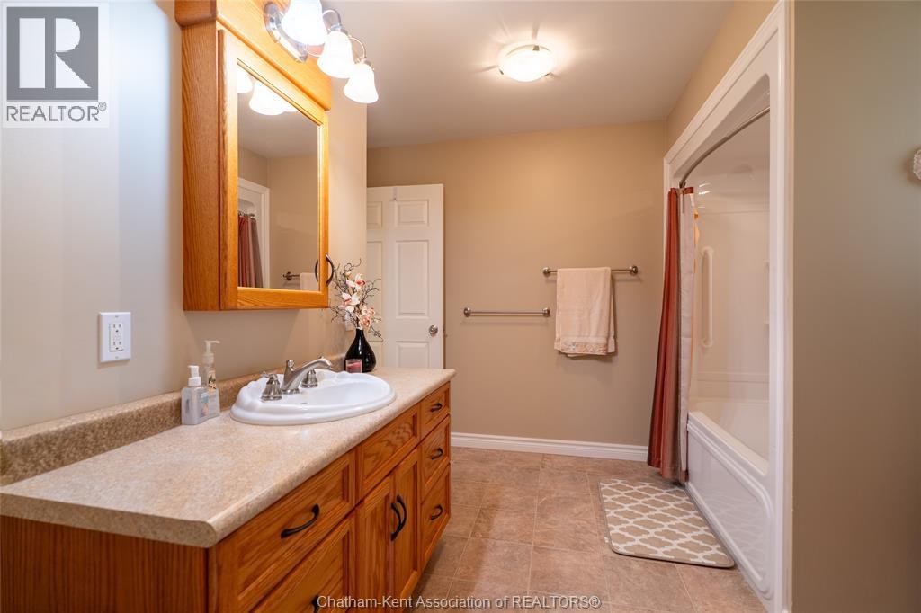 760 West Street Property Photo 21