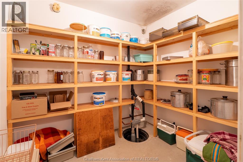 760 West Street Property Photo 37