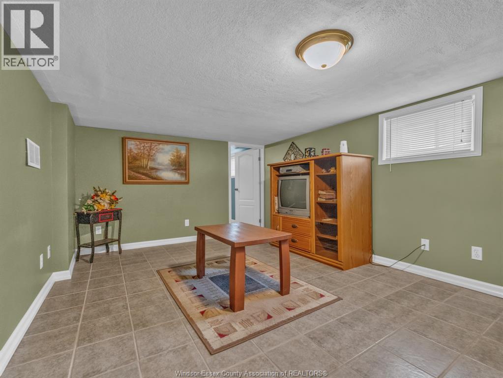 40 Westmoreland Property Photo 17