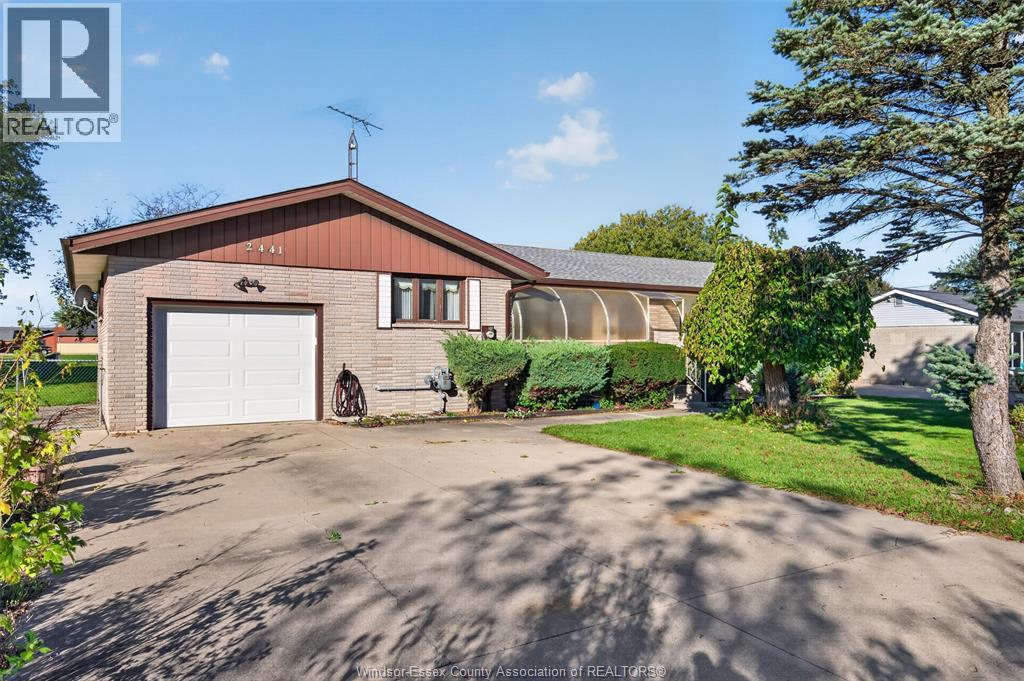 2441 Lesperance Property Photo 2