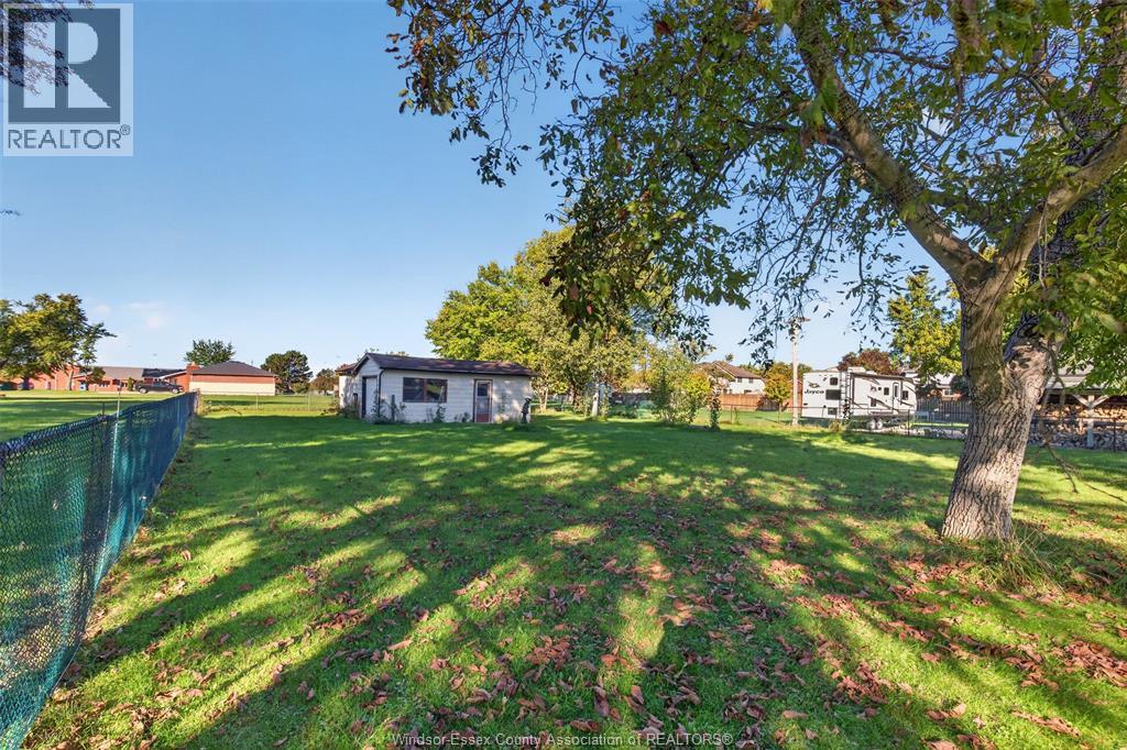 2441 Lesperance Property Photo 6