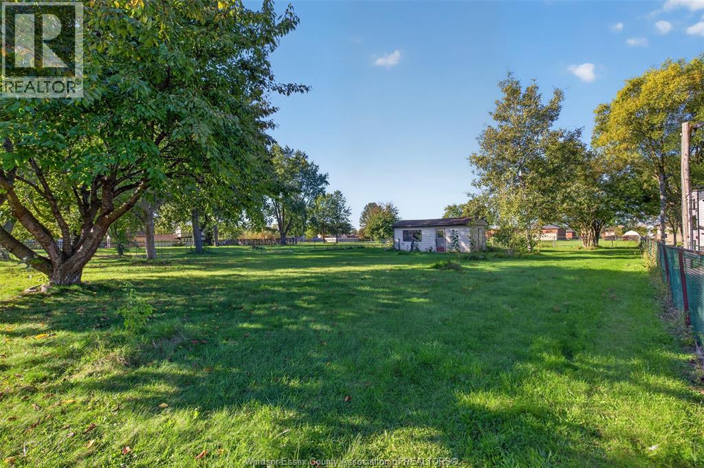 2441 Lesperance Property Photo 10