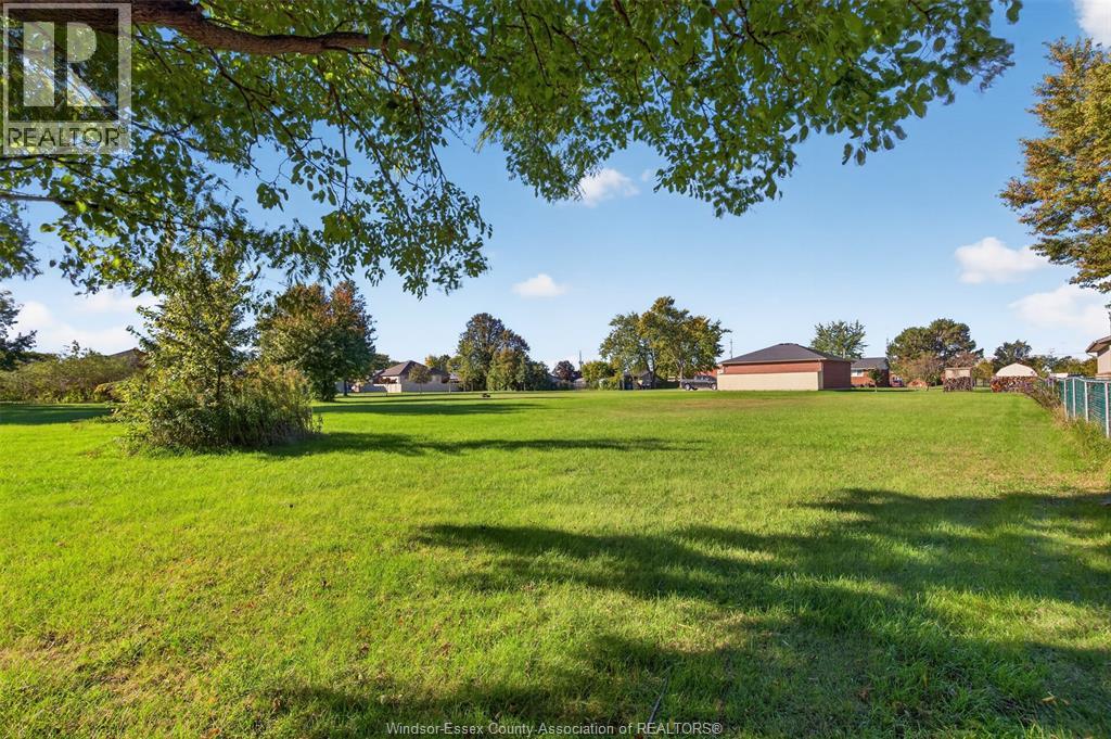 2441 Lesperance Property Photo 14
