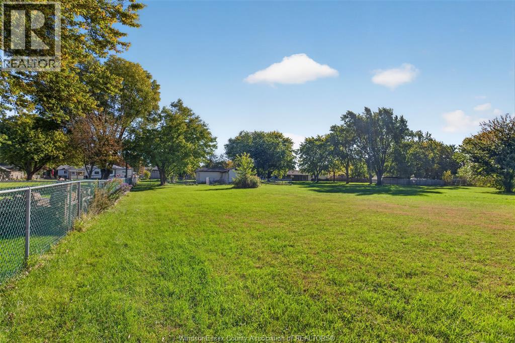 2441 Lesperance Property Photo 15