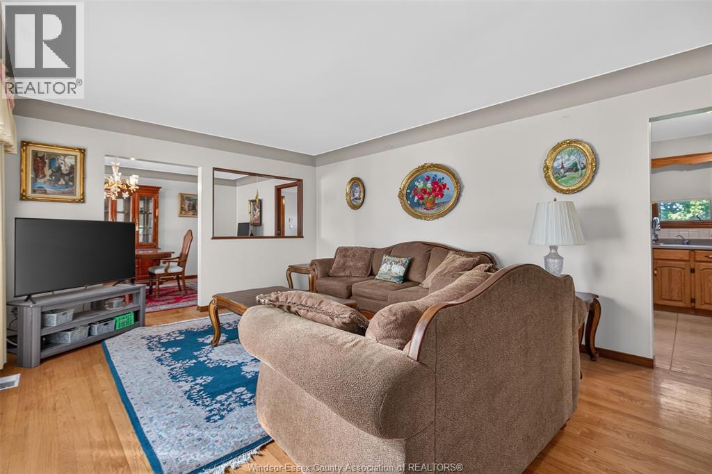 2441 Lesperance Property Photo 17