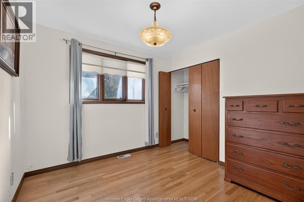 2441 Lesperance Property Photo 29
