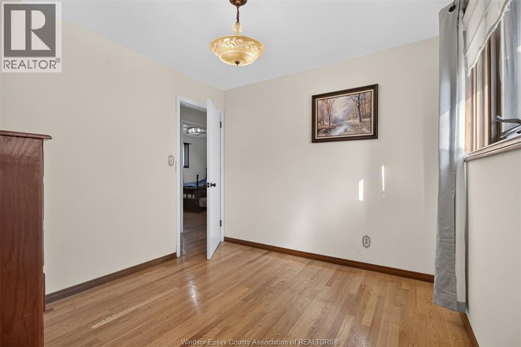 2441 Lesperance Property Photo 30