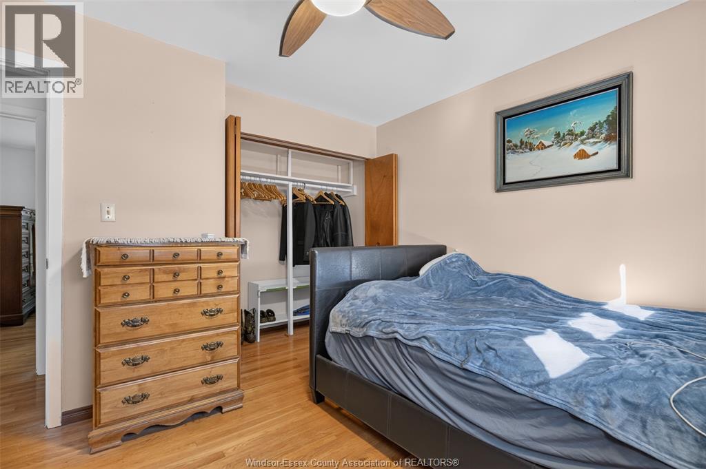 2441 Lesperance Property Photo 34