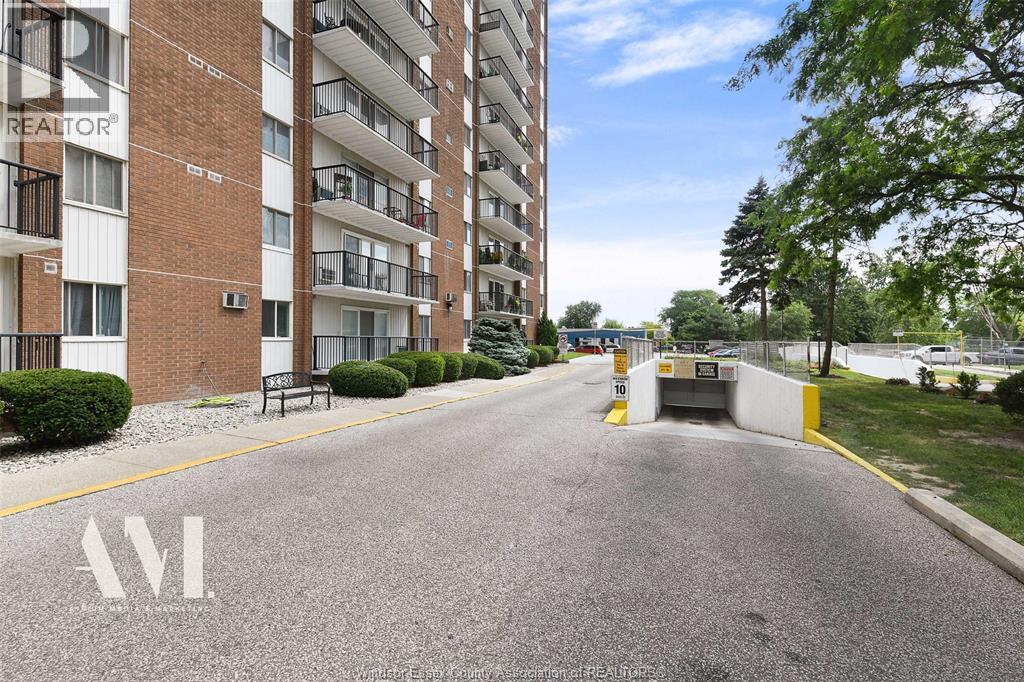 8591 Riverside Drive East Unit# 308 Property Photo 3