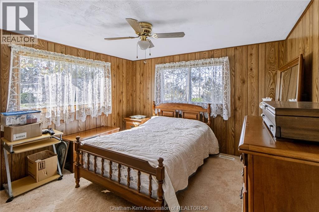 6595 Middle Line Property Photo 10