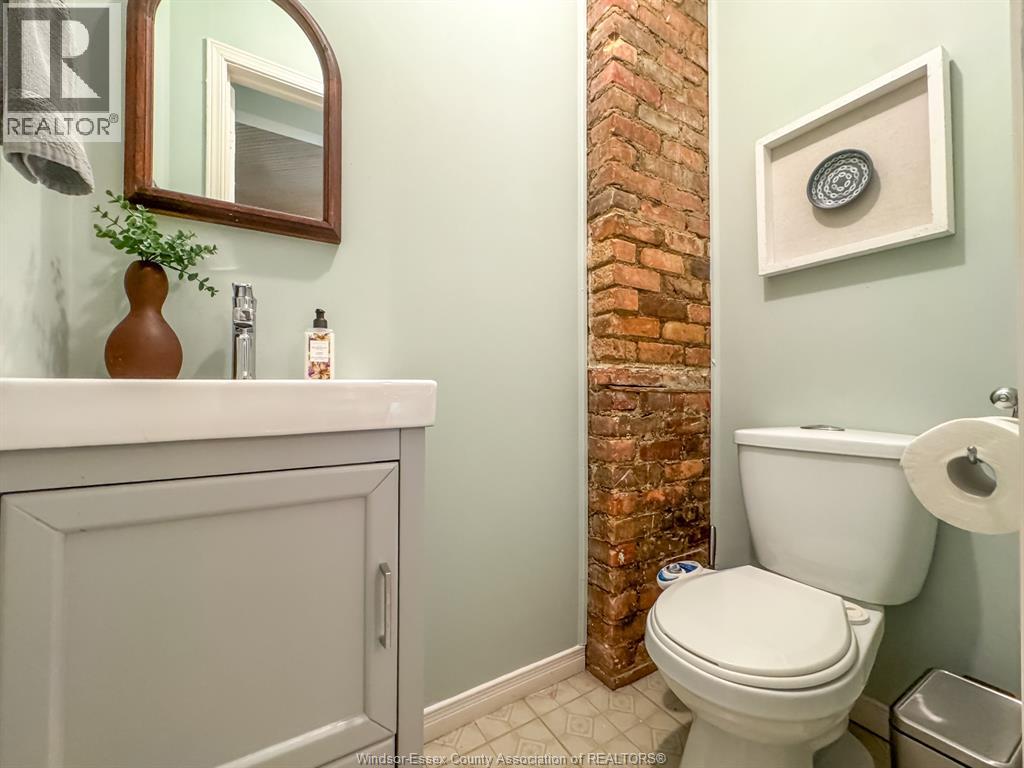 536 Windermere Rd Property Photo 23
