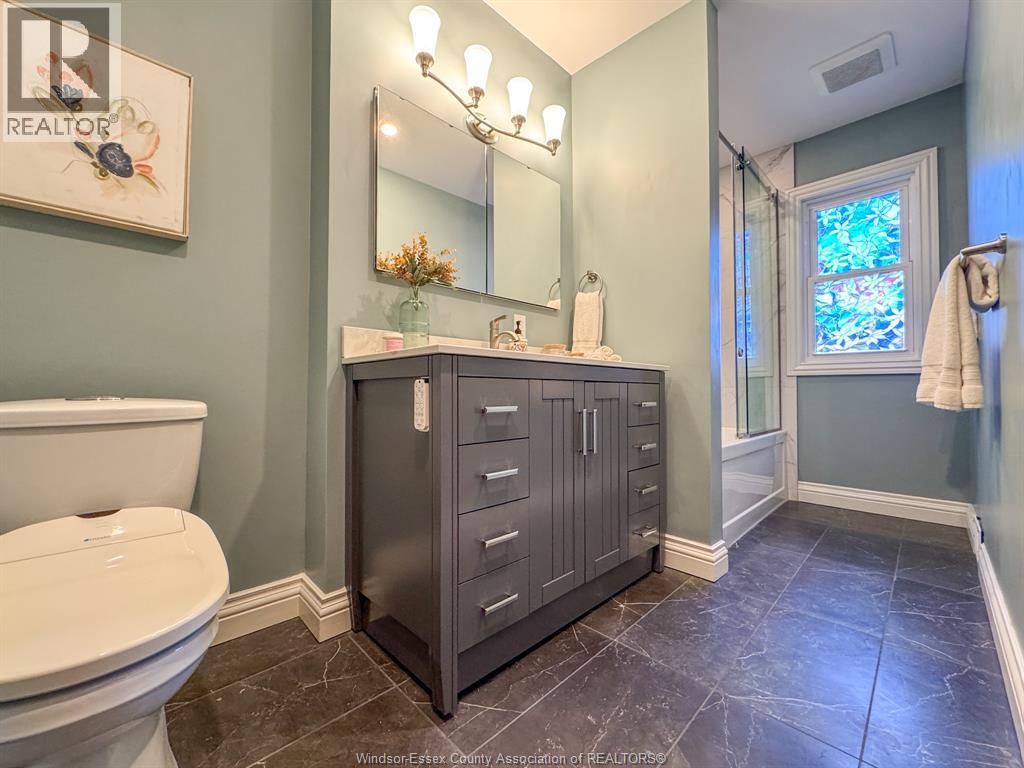536 Windermere Rd Property Photo 30