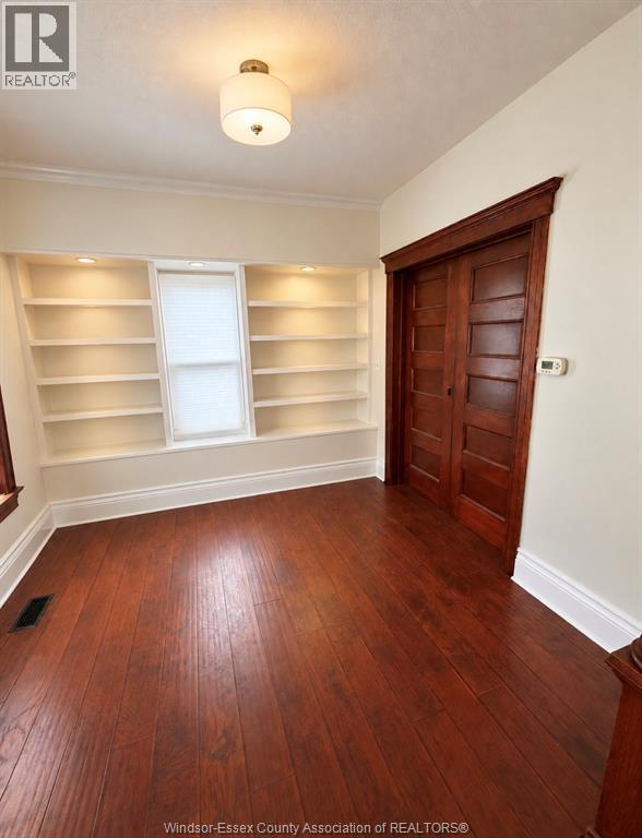 231 Gladstone Unit# 1 Property Photo 10