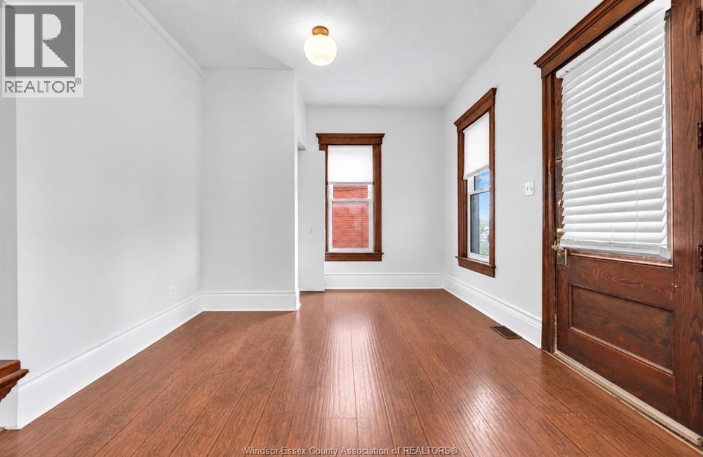 231 Gladstone Unit# 1 Property Photo 12