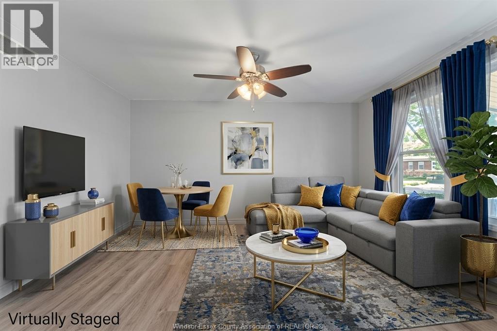 464 Oak Property Photo 13