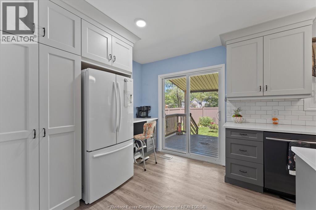 464 Oak Property Photo 21