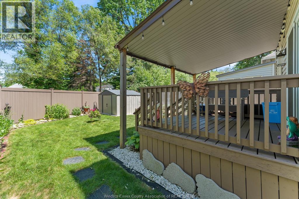 464 Oak Property Photo 39