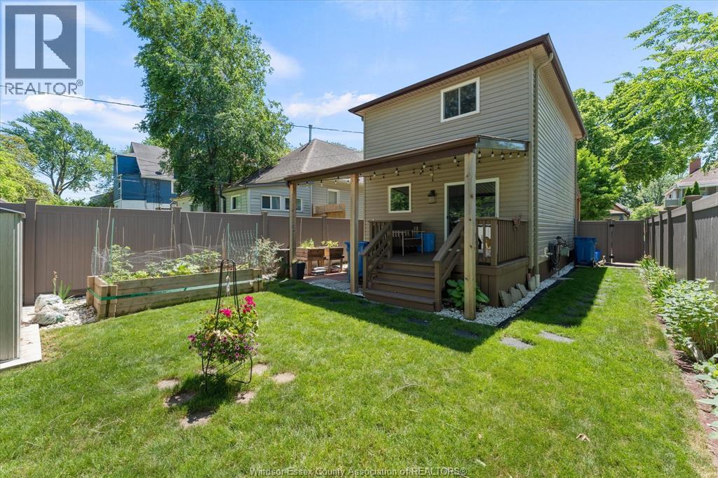 464 Oak Property Photo 41